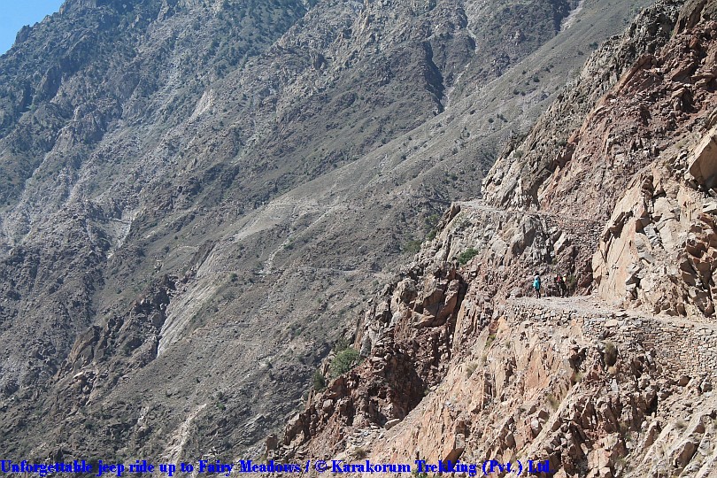 T1_Unforgettable jeep ride up to Fairy Meadows.jpg wird geladen