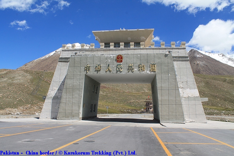 T6_Pakistan -  China border.jpg wird geladen