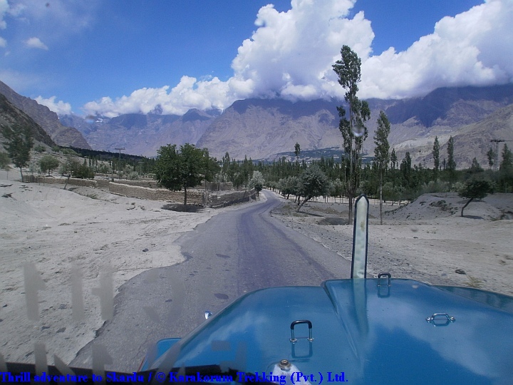 T9_Thrill adventure to Skardu.jpg wird geladen